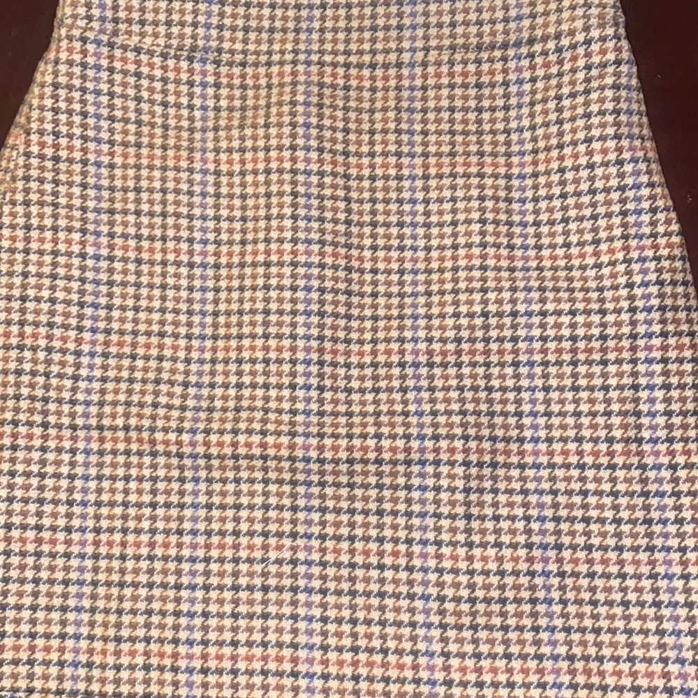 Beautiful J.Crew skirt! Never been worn! Perfect Christmas gift!